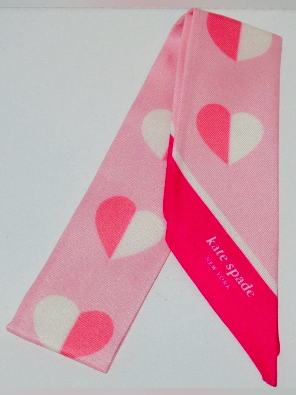 Kate Spade Pink Heart Silk Scarf with Fuchsia Ends - new never used